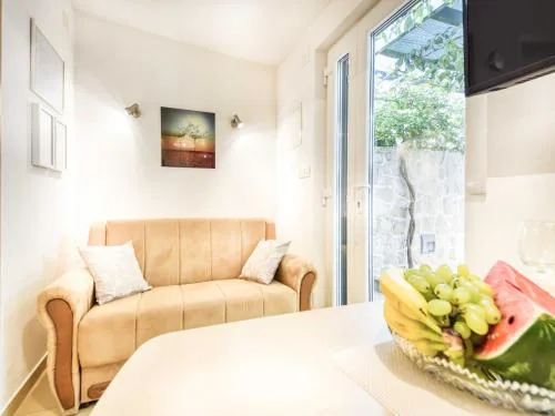 Apartments Gracin - Studio Apartment with Terrace A4