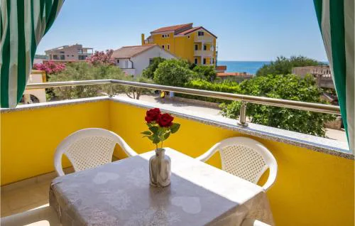 2 Bedroom Amazing Apartment In Povljana
