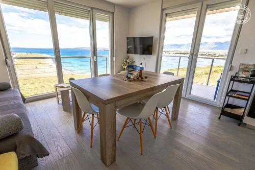 Sunset View apartment - modern two bedroom apartment with amazing sea view and pool