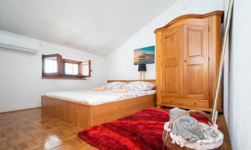 Apartmani Điran