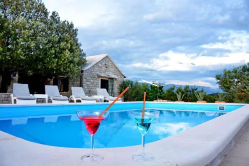 Holiday home in Pucisca - Insel Brac 6050