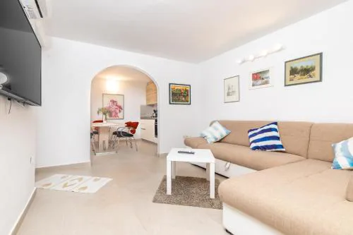 Apartman Lea