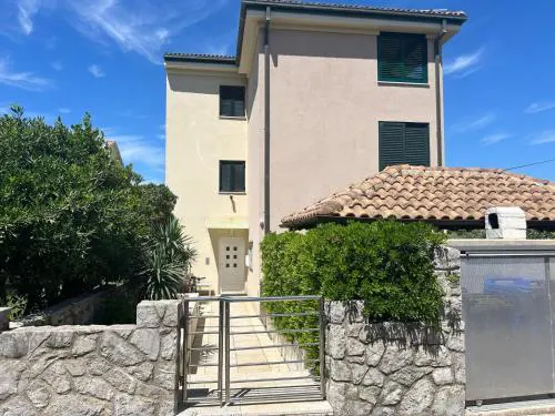 Apartman Tara
