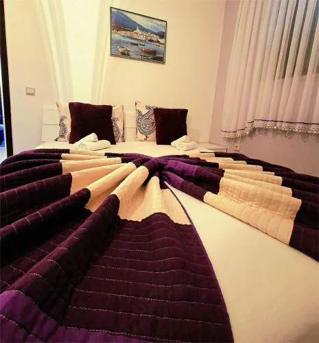 Apartment VITKO near the Beach with Private Parking & Grill Station