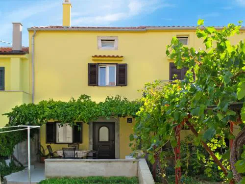 Holiday Home Antica by Interhome