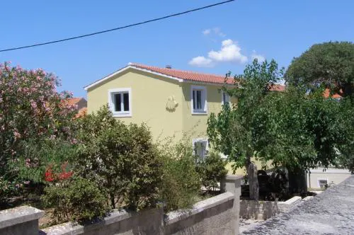 Apartments Buturić