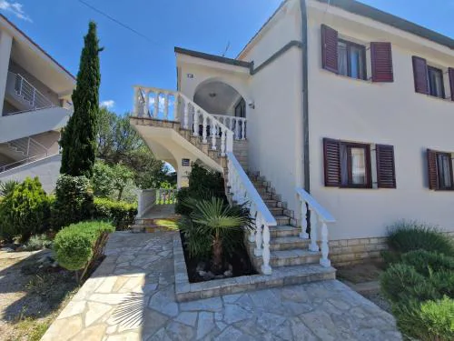 Apartment Ruzmarin