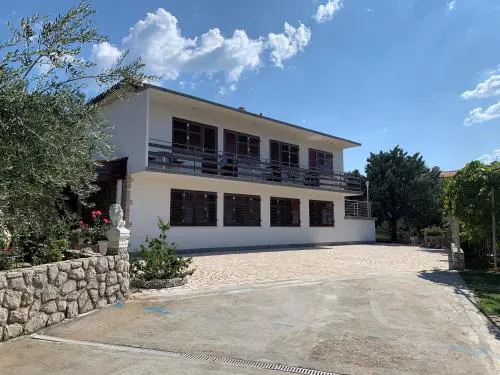 Apartments Volaric