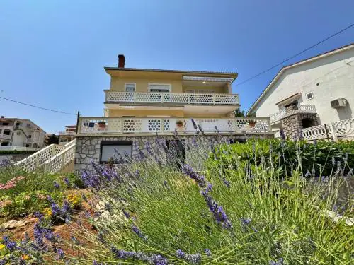 Apartments with parking space Silo, Krk - 18667