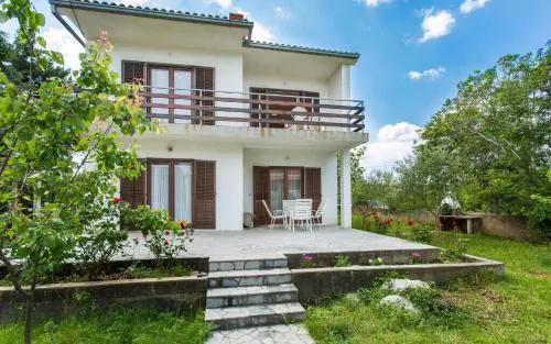 Appartement Mit Balkon Und Meerblick