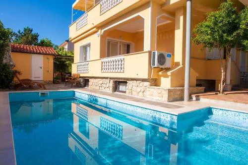 Ferienwohnung Für 2 Personen 1 Kind Ca 40 M Sup2 In Šilo, Adriaküste Kroatien Kroatische Inseln