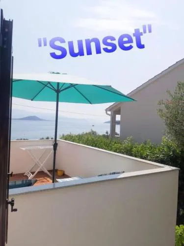 Apartment in Slatine with sea view, balcony, air conditioning, WiFi 5130-1