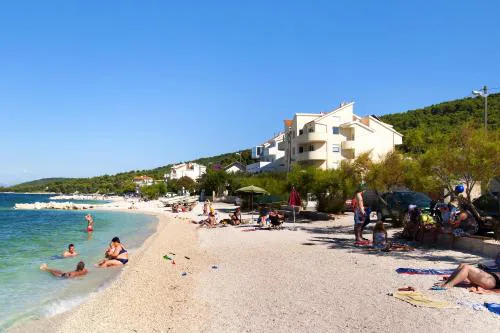 Apartments by the sea Slatine, Ciovo - 1139