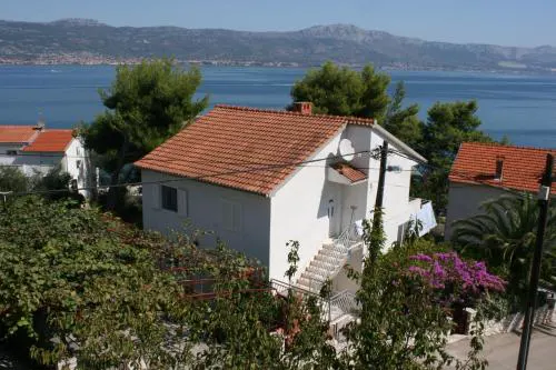 Apartments by the sea Slatine, Ciovo - 9709