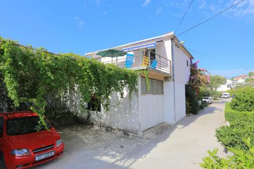 Apartments with parking space Slatine, Ciovo - 2566