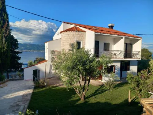 Casa Del Mar