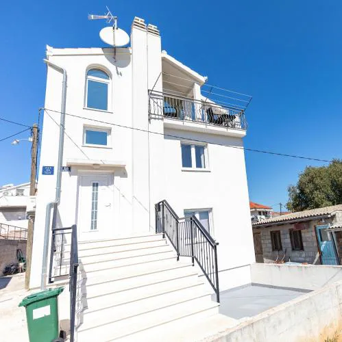 Holiday house with a parking space Slatine, Ciovo - 24437