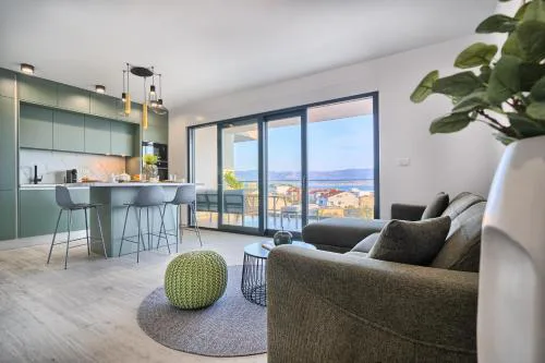 Imola's Place - Sea-View & Pool