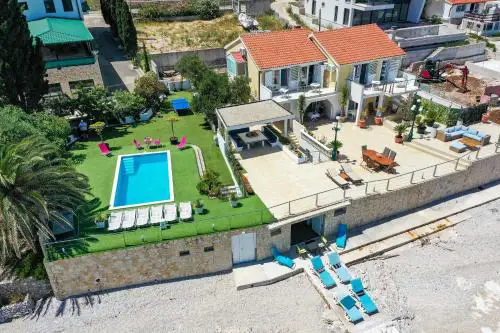 SEJOUR DE RÊVE DANS VILLA de luxe sur la plage en famille ,amis ,et animaux