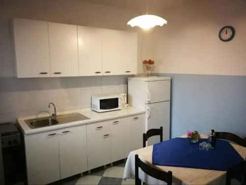 Apartments Maru ka - Two Bedroom Apartment with Balcony and Sea View