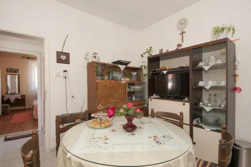 Two Bedroom Apartment with Terrace A1