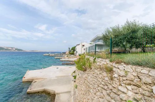 Apartments Seafront Jadranka