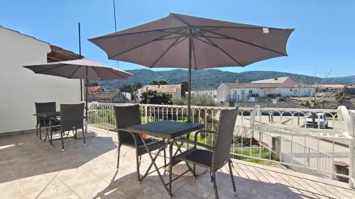 Oleas Stari Grad Hvar - Guest Rooms - 2 Min to Sea & Center