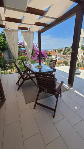 Apartments with sea view