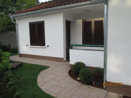 Apartments with WiFi Necujam, Solta - 12500