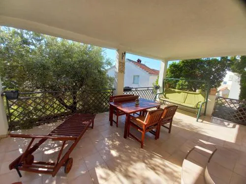 Marina Crveni Apartman