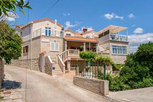 Apartman Mirna