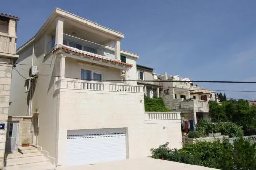 Apartments by the sea Sumartin, Brac - 18749