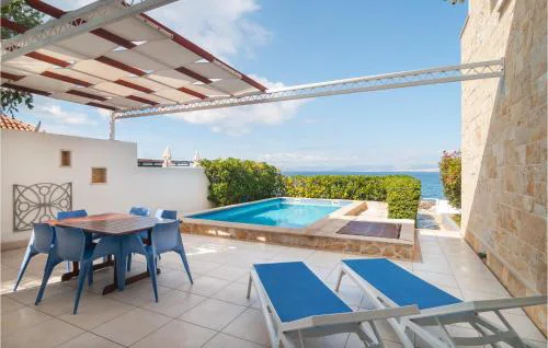 Amazing Home In Supetar