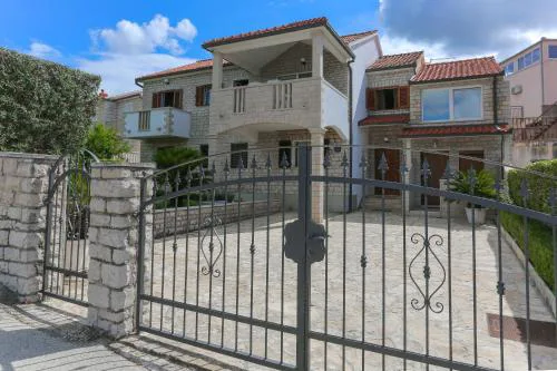 Apartment Lucija