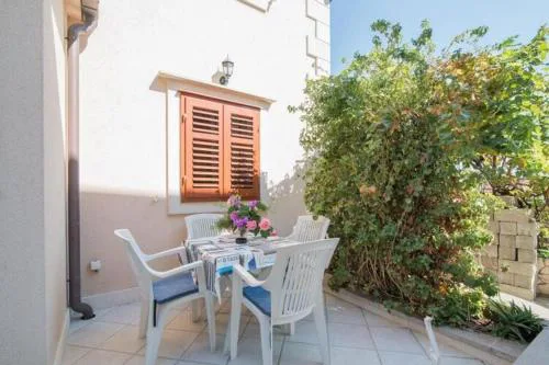 Apartments Longo - One Bedroom Apartment with Terrace, A2 - ST