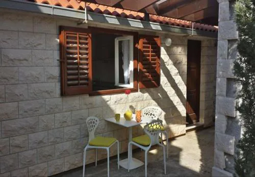 House Ivi