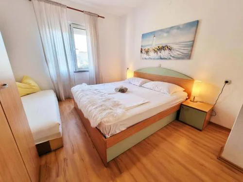 Apartment in Supetarska Draga with sea view, terrace, air conditioning, WiFi 4551-3