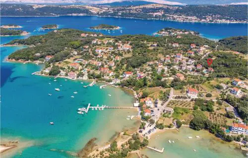 Lovely Apartment In Supetarska Draga