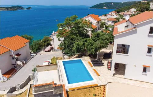 Pet Friendly Home In Supertarska Draga