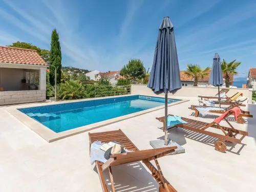 Apartment Villa 2 Pools-2 by Interhome