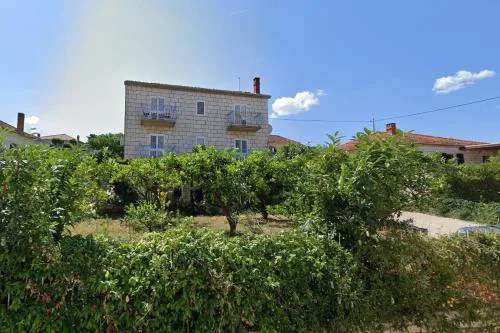 Apartments by the sea Sutivan, Brac - 23920