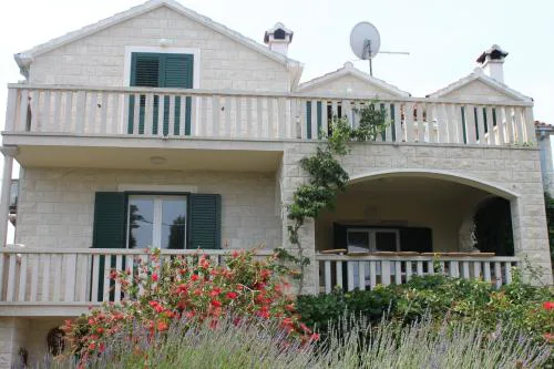 Oasis Apartments
