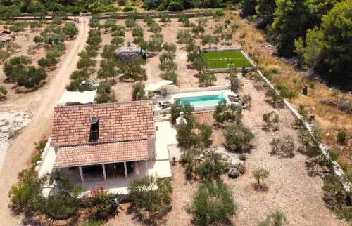 Villa Mista