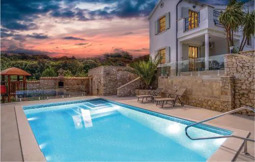Pet Friendly Home In Sveti Jakov