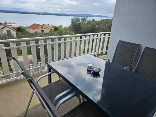 Apartment BA&NI Tkon