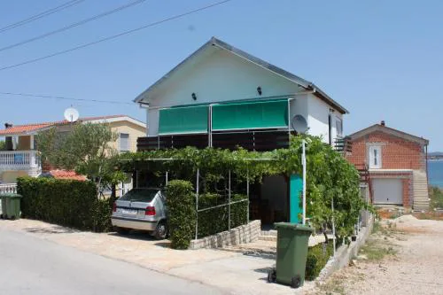 Apartments by the sea Tkon, Pasman - 8244
