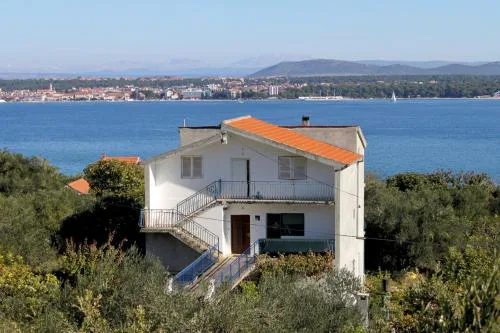 Apartments with parking space Tkon, Pasman - 5827