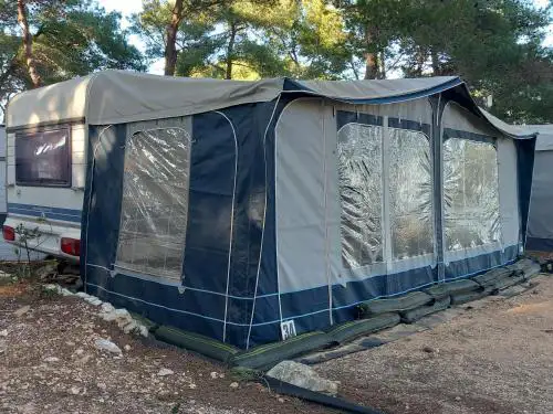 Caravan near the sea 6