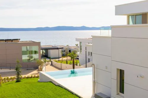 LIOQA Resort