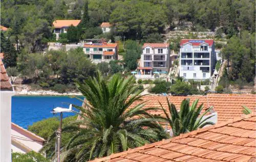 Awesome Apartment In Vela Luka